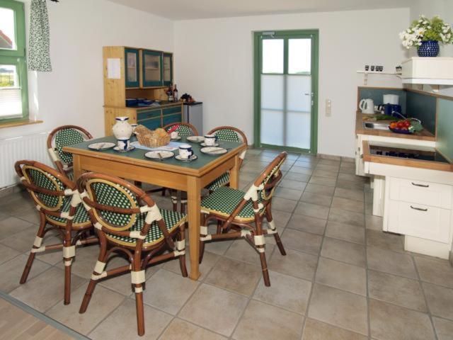 Mellenthin Feriendorf Alte Schmiede חדר תמונה