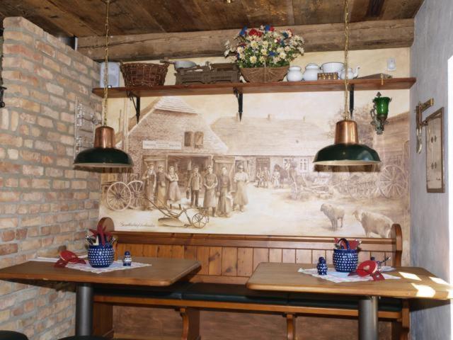 Mellenthin Feriendorf Alte Schmiede מראה חיצוני תמונה