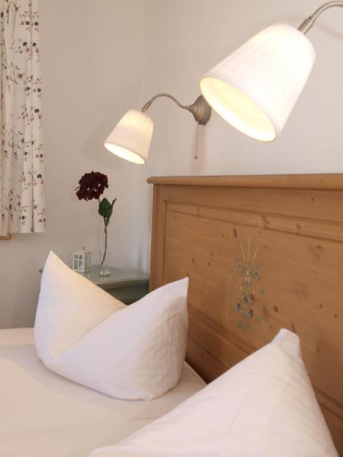 Mellenthin Feriendorf Alte Schmiede מראה חיצוני תמונה